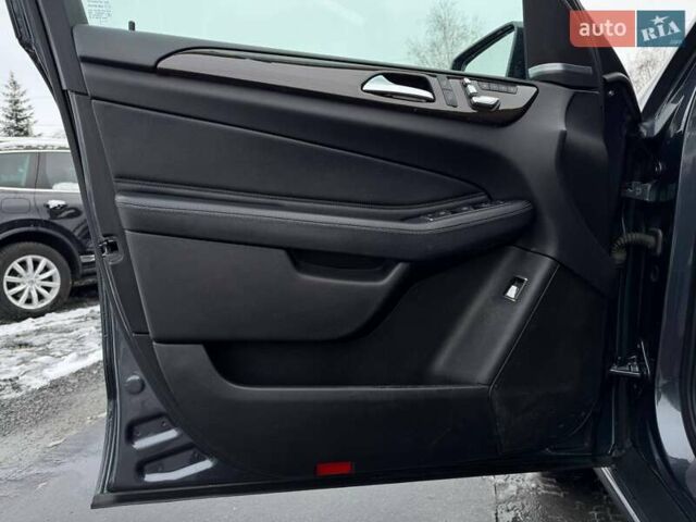 Серый Мерседес ГЛЕ-Класс, объемом двигателя 3.5 л и пробегом 159 тыс. км за 24500 $, фото 33 на Automoto.ua