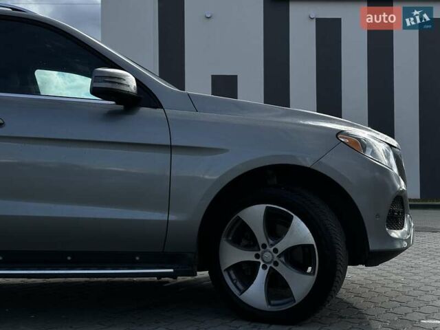 Сірий Мерседес ГЛЕ-Клас, об'ємом двигуна 3.5 л та пробігом 162 тис. км за 27499 $, фото 15 на Automoto.ua