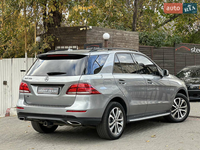 Серый Мерседес ГЛЕ-Класс, объемом двигателя 3.5 л и пробегом 168 тыс. км за 25899 $, фото 6 на Automoto.ua