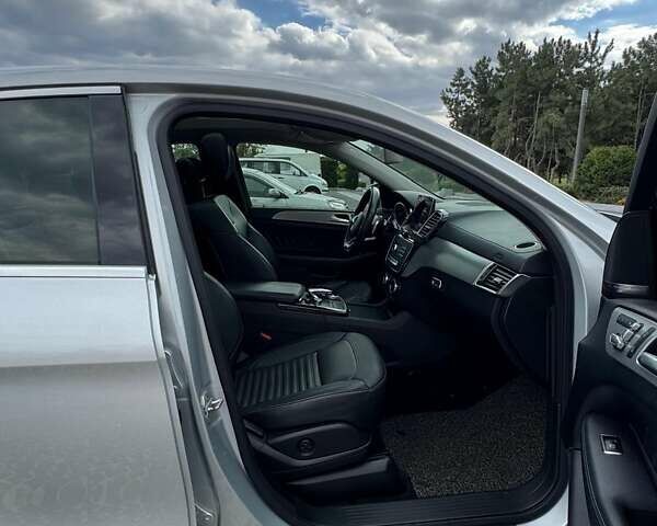 Мерседес ГЛЕ-Клас 2016 у Дніпро (Дніпропетровську) на Automoto.ua Сірий Мерседес ГЛЕ-Клас, об'ємом двигуна 2.99 л та пробігом 166 тис. км за 41500 $, фото 21 на Automoto.ua