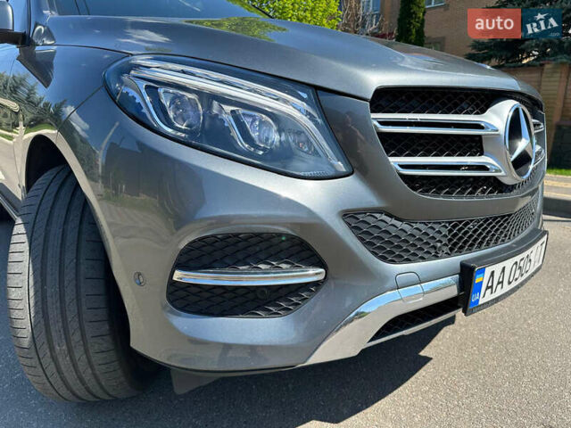 Сірий Мерседес ГЛЕ-Клас, об'ємом двигуна 2.99 л та пробігом 74 тис. км за 41000 $, фото 16 на Automoto.ua