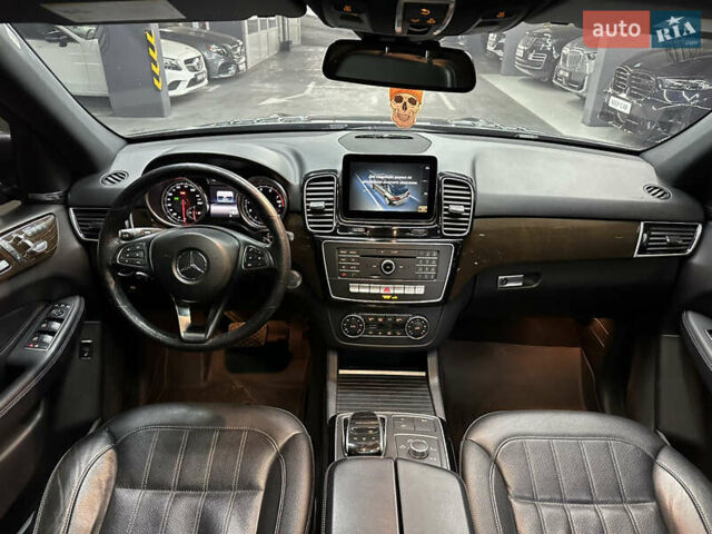 Серый Мерседес ГЛЕ-Класс, объемом двигателя 3.5 л и пробегом 170 тыс. км за 25999 $, фото 11 на Automoto.ua