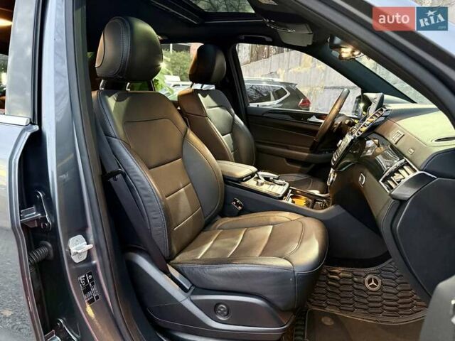 Серый Мерседес ГЛЕ-Класс, объемом двигателя 3 л и пробегом 114 тыс. км за 38000 $, фото 11 на Automoto.ua