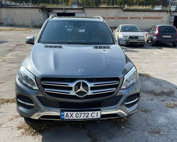 Сірий Мерседес ГЛЕ-Клас, об'ємом двигуна 3 л та пробігом 107 тис. км за 43000 $, фото 2 на Automoto.ua