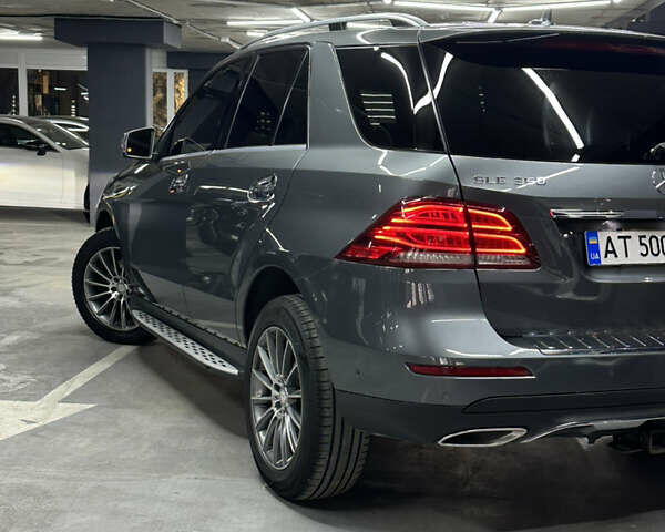 Серый Мерседес ГЛЕ-Класс, объемом двигателя 3.5 л и пробегом 170 тыс. км за 25999 $, фото 5 на Automoto.ua