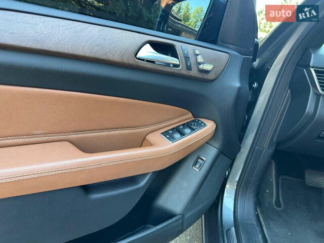 Сірий Мерседес ГЛЕ-Клас, об'ємом двигуна 2.99 л та пробігом 74 тис. км за 41000 $, фото 7 на Automoto.ua
