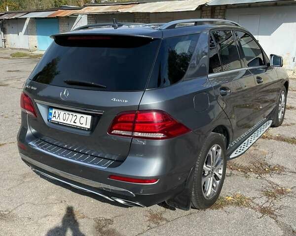 Сірий Мерседес ГЛЕ-Клас, об'ємом двигуна 3 л та пробігом 107 тис. км за 43000 $, фото 4 на Automoto.ua