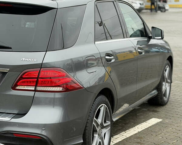 Серый Мерседес ГЛЕ-Класс, объемом двигателя 3 л и пробегом 174 тыс. км за 34500 $, фото 24 на Automoto.ua