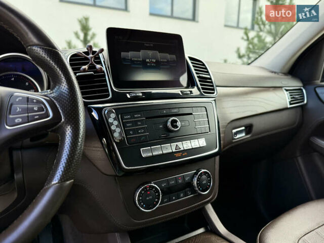 Мерседес ГЛЕ-Клас 2017 у Луцьку на Automoto.ua Сірий Мерседес ГЛЕ-Клас, об'ємом двигуна 2.2 л та пробігом 150 тис. км за 31599 $, фото 40 на Automoto.ua