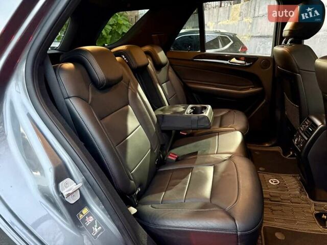 Серый Мерседес ГЛЕ-Класс, объемом двигателя 3 л и пробегом 114 тыс. км за 38000 $, фото 10 на Automoto.ua