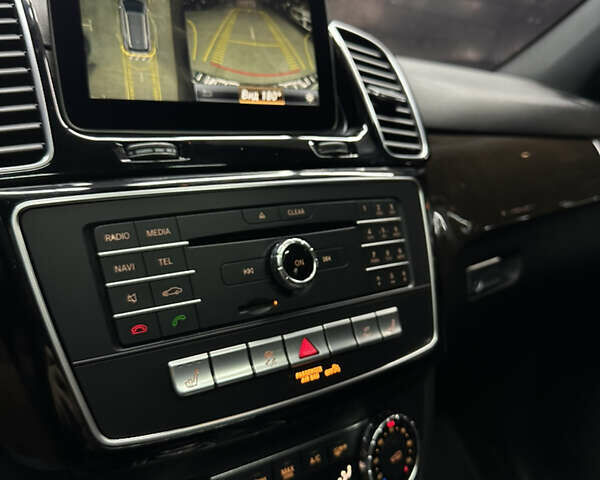 Серый Мерседес ГЛЕ-Класс, объемом двигателя 3.5 л и пробегом 170 тыс. км за 25999 $, фото 10 на Automoto.ua