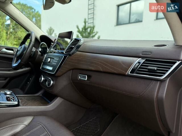 Мерседес ГЛЕ-Клас 2017 у Луцьку на Automoto.ua Сірий Мерседес ГЛЕ-Клас, об'ємом двигуна 2.2 л та пробігом 150 тис. км за 31599 $, фото 46 на Automoto.ua