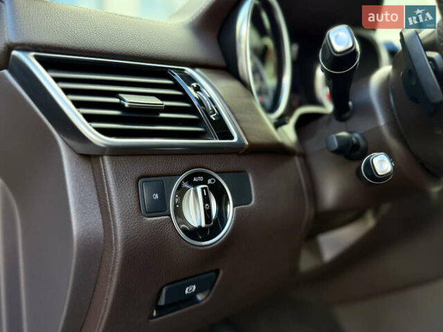Мерседес ГЛЕ-Клас 2017 у Луцьку на Automoto.ua Сірий Мерседес ГЛЕ-Клас, об'ємом двигуна 2.2 л та пробігом 150 тис. км за 31599 $, фото 31 на Automoto.ua