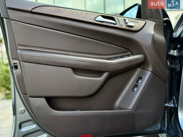 Мерседес ГЛЕ-Клас 2017 у Луцьку на Automoto.ua Сірий Мерседес ГЛЕ-Клас, об'ємом двигуна 2.2 л та пробігом 150 тис. км за 31599 $, фото 25 на Automoto.ua