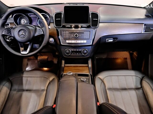 Мерседес ГЛЕ-Класс 2018 в Одессе на Automoto.ua Серый Мерседес ГЛЕ-Класс, объемом двигателя 2.1 л и пробегом 170 тыс. км за 33900 $, фото 6 на Automoto.ua