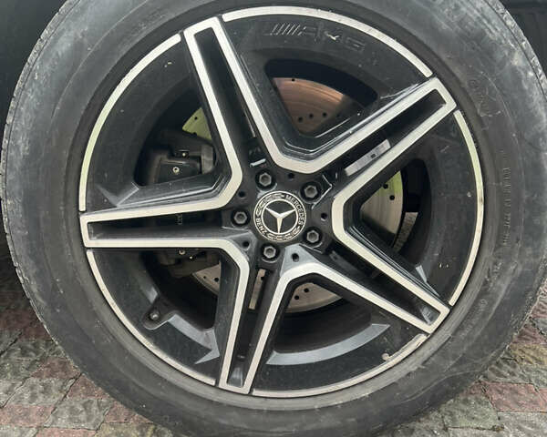 Мерседес ГЛЕ-Класс 2019 в Львове на Automoto.ua Серый Мерседес ГЛЕ-Класс, объемом двигателя 2.93 л и пробегом 87 тыс. км за 63000 $, фото 3 на Automoto.ua