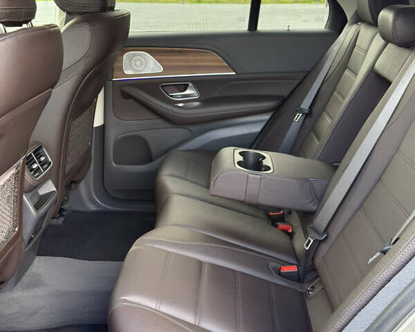 Серый Мерседес ГЛЕ-Класс, объемом двигателя 3 л и пробегом 204 тыс. км за 65000 $, фото 15 на Automoto.ua