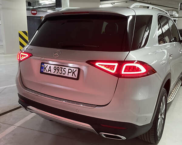 Серый Мерседес ГЛЕ-Класс, объемом двигателя 1.99 л и пробегом 102 тыс. км за 41500 $, фото 19 на Automoto.ua