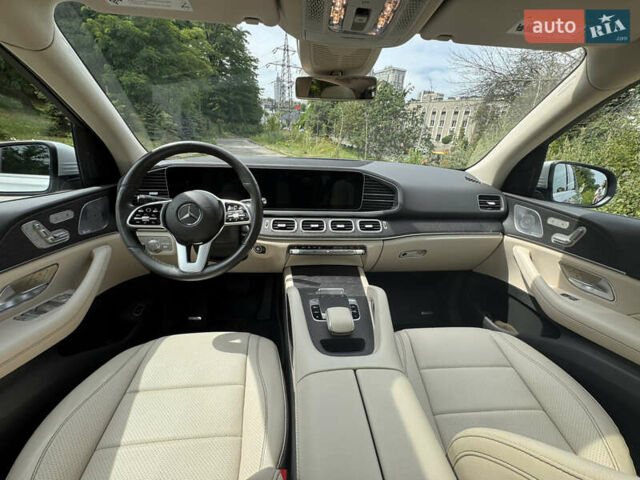 Мерседес ГЛЕ-Класс 2019 в Киеве на Automoto.ua Серый Мерседес ГЛЕ-Класс, объемом двигателя 1.99 л и пробегом 23 тыс. км за 46500 $, фото 9 на Automoto.ua