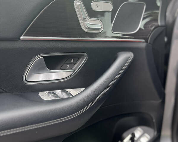 Мерседес ГЛЕ-Класс 2019 в Львове на Automoto.ua Серый Мерседес ГЛЕ-Класс, объемом двигателя 2.93 л и пробегом 87 тыс. км за 63000 $, фото 6 на Automoto.ua