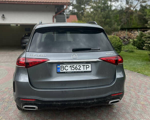 Мерседес ГЛЕ-Класс 2019 в Львове на Automoto.ua Серый Мерседес ГЛЕ-Класс, объемом двигателя 2.93 л и пробегом 87 тыс. км за 63000 $, фото 2 на Automoto.ua