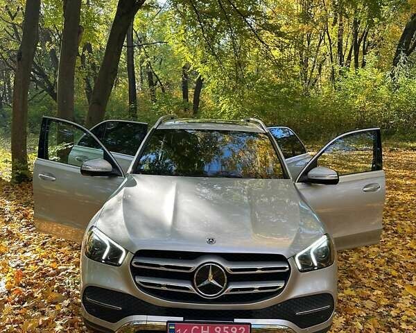 Мерседес ГЛЕ-Класс 2019 в Тернополе на Automoto.ua Серый Мерседес ГЛЕ-Класс, объемом двигателя 1.99 л и пробегом 101 тыс. км за 46300 $, фото 2 на Automoto.ua