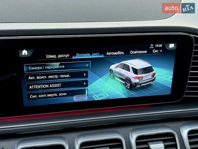 Серый Мерседес ГЛЕ-Класс, объемом двигателя 1.95 л и пробегом 75 тыс. км за 73900 $, фото 73 на Automoto.ua