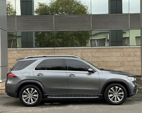Мерседес ГЛЕ-Класс 2020 в Киеве на Automoto.ua Серый Мерседес ГЛЕ-Класс, объемом двигателя 2 л и пробегом 71 тыс. км за 57500 $, фото 10 на Automoto.ua
