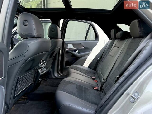 Серый Мерседес ГЛЕ-Класс, объемом двигателя 1.95 л и пробегом 75 тыс. км за 73900 $, фото 45 на Automoto.ua