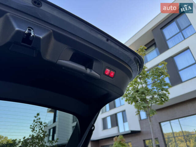 Серый Мерседес ГЛЕ-Класс, объемом двигателя 3 л и пробегом 80 тыс. км за 88000 $, фото 74 на Automoto.ua