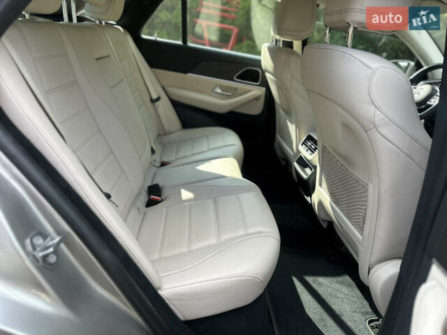 Сірий Мерседес ГЛЕ-Клас, об'ємом двигуна 1.95 л та пробігом 63 тис. км за 73000 $, фото 21 на Automoto.ua