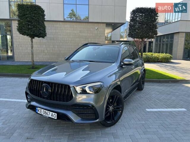 Серый Мерседес ГЛЕ-Класс, объемом двигателя 1.99 л и пробегом 95 тыс. км за 45300 $, фото 2 на Automoto.ua