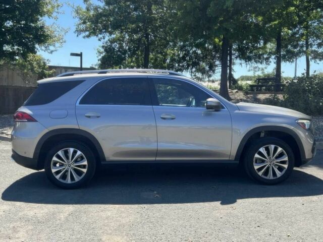 Серый Мерседес ГЛЕ-Класс, объемом двигателя 2 л и пробегом 37 тыс. км за 28000 $, фото 2 на Automoto.ua