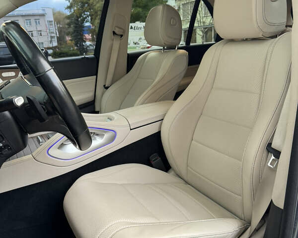 Мерседес ГЛЕ-Класс 2020 в Киеве на Automoto.ua Серый Мерседес ГЛЕ-Класс, объемом двигателя 2 л и пробегом 71 тыс. км за 57500 $, фото 20 на Automoto.ua