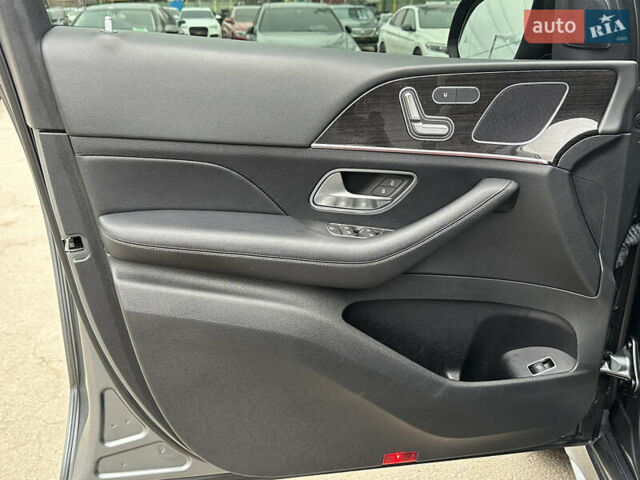Серый Мерседес ГЛЕ-Класс, объемом двигателя 3 л и пробегом 60 тыс. км за 72000 $, фото 13 на Automoto.ua