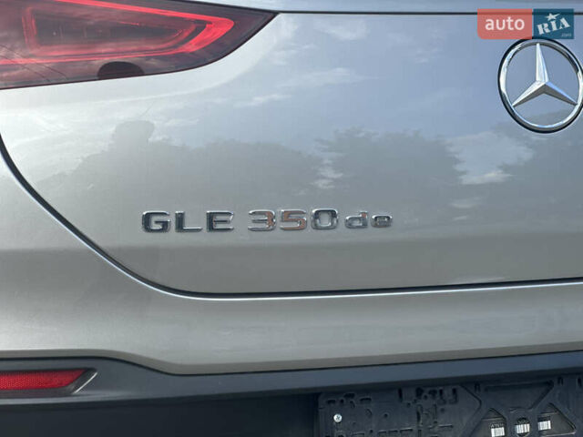 Сірий Мерседес ГЛЕ-Клас, об'ємом двигуна 1.95 л та пробігом 63 тис. км за 73000 $, фото 4 на Automoto.ua