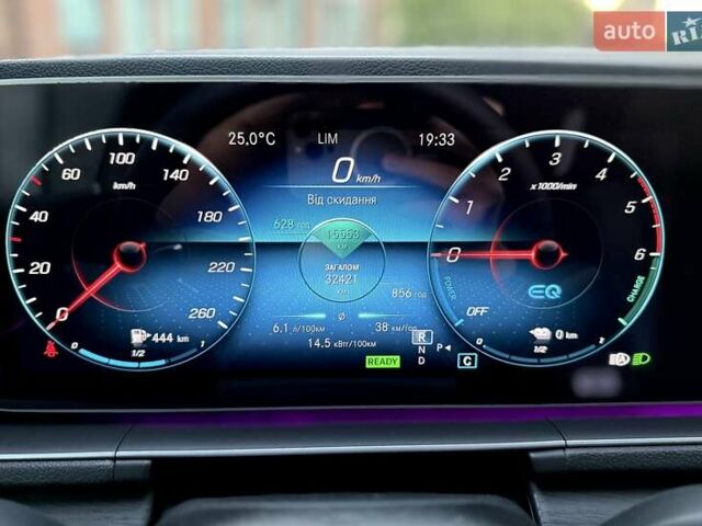 Серый Мерседес ГЛЕ-Класс, объемом двигателя 1.95 л и пробегом 75 тыс. км за 73900 $, фото 65 на Automoto.ua