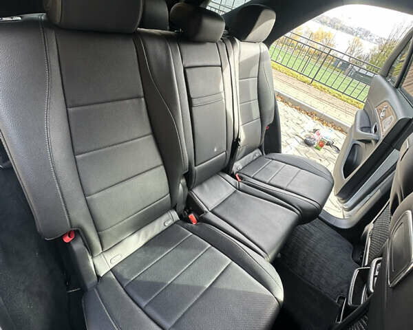 Мерседес ГЛЕ-Класс 2020 в Тернополе на Automoto.ua Серый Мерседес ГЛЕ-Класс, объемом двигателя 2 л и пробегом 113 тыс. км за 47400 $, фото 27 на Automoto.ua