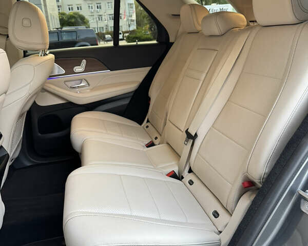 Мерседес ГЛЕ-Класс 2020 в Киеве на Automoto.ua Серый Мерседес ГЛЕ-Класс, объемом двигателя 2 л и пробегом 71 тыс. км за 57500 $, фото 41 на Automoto.ua