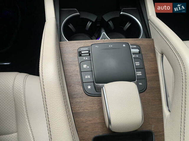 Серый Мерседес ГЛЕ-Класс, объемом двигателя 2 л и пробегом 67 тыс. км за 53000 $, фото 24 на Automoto.ua