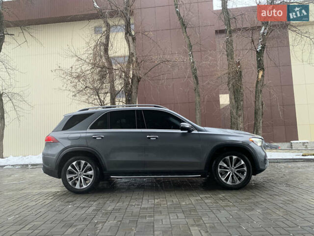 Серый Мерседес ГЛЕ-Класс, объемом двигателя 2 л и пробегом 67 тыс. км за 53000 $, фото 6 на Automoto.ua