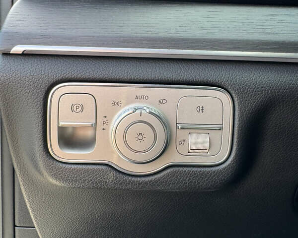 Сірий Мерседес ГЛЕ-Клас, об'ємом двигуна 1.95 л та пробігом 66 тис. км за 61500 $, фото 15 на Automoto.ua