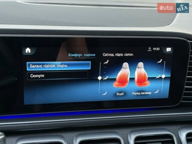 Серый Мерседес ГЛЕ-Класс, объемом двигателя 1.95 л и пробегом 75 тыс. км за 73900 $, фото 77 на Automoto.ua