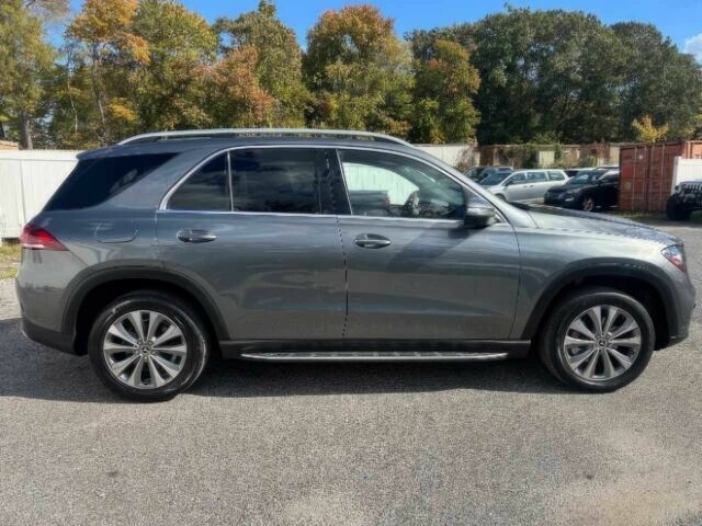 Серый Мерседес ГЛЕ-Класс, объемом двигателя 2 л и пробегом 30 тыс. км за 35000 $, фото 3 на Automoto.ua