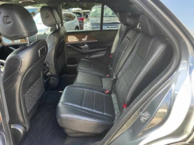 Серый Мерседес ГЛЕ-Класс, объемом двигателя 2 л и пробегом 30 тыс. км за 35000 $, фото 12 на Automoto.ua