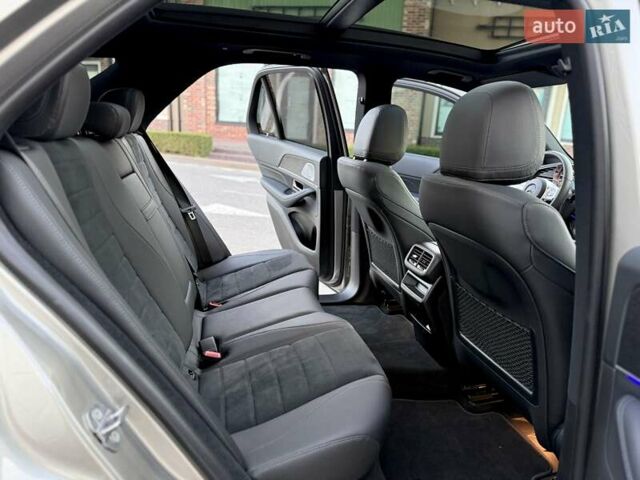 Серый Мерседес ГЛЕ-Класс, объемом двигателя 1.95 л и пробегом 75 тыс. км за 73900 $, фото 40 на Automoto.ua