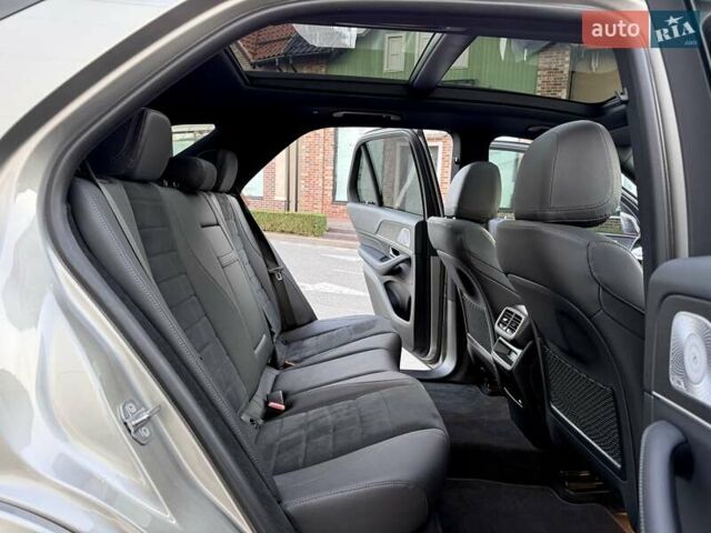 Серый Мерседес ГЛЕ-Класс, объемом двигателя 1.95 л и пробегом 75 тыс. км за 73900 $, фото 39 на Automoto.ua