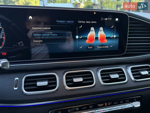 Серый Мерседес ГЛЕ-Класс, объемом двигателя 3 л и пробегом 85 тыс. км за 85900 $, фото 45 на Automoto.ua