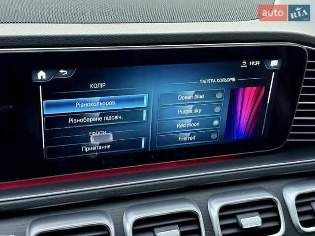 Серый Мерседес ГЛЕ-Класс, объемом двигателя 1.95 л и пробегом 75 тыс. км за 73900 $, фото 76 на Automoto.ua