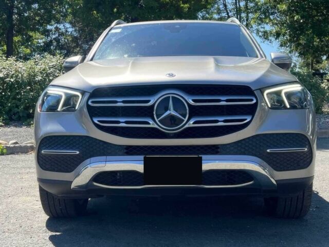 Серый Мерседес ГЛЕ-Класс, объемом двигателя 2 л и пробегом 37 тыс. км за 28000 $, фото 1 на Automoto.ua